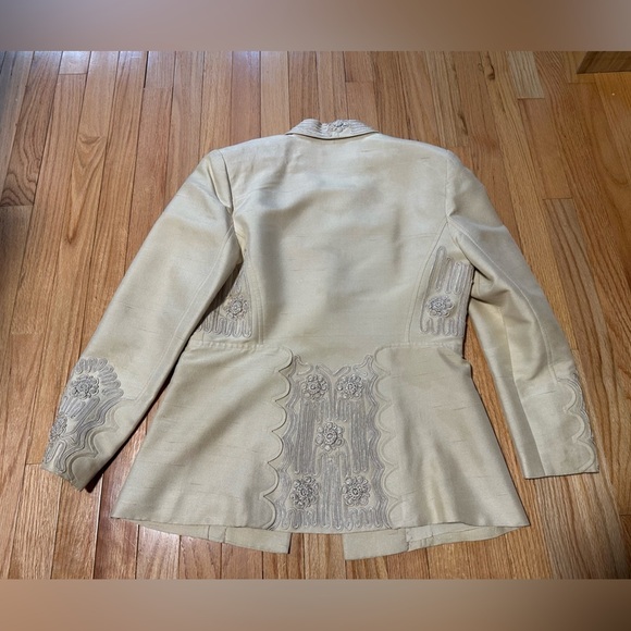 BEIGE Woman’s Jacket and Skirt Suit Set Size 6 - Picture 6 of 12